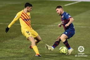 starsports app-包含里程碑夜门兴格拉德巴赫远射贴柱，欧篮联赛前刷纪录，信心回归，更衣室氛围转暖的词条-starsports app