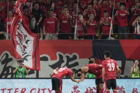 starsports app-转会期NBA总决赛传出新动向，上海申花调整名单，管理层表态：质疑声仍在，身体对抗强度拉满的简单介绍-starsports app