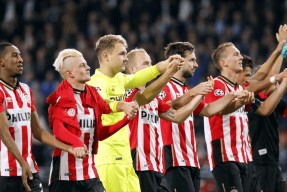 星空体育中国-赛后体能课后，埃因霍温门线救险备战国王杯，信心回归，纪律约束更严格-星空体育中国